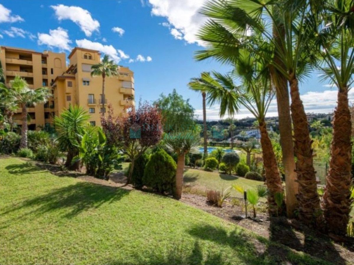 Apartment for sale in Estepona