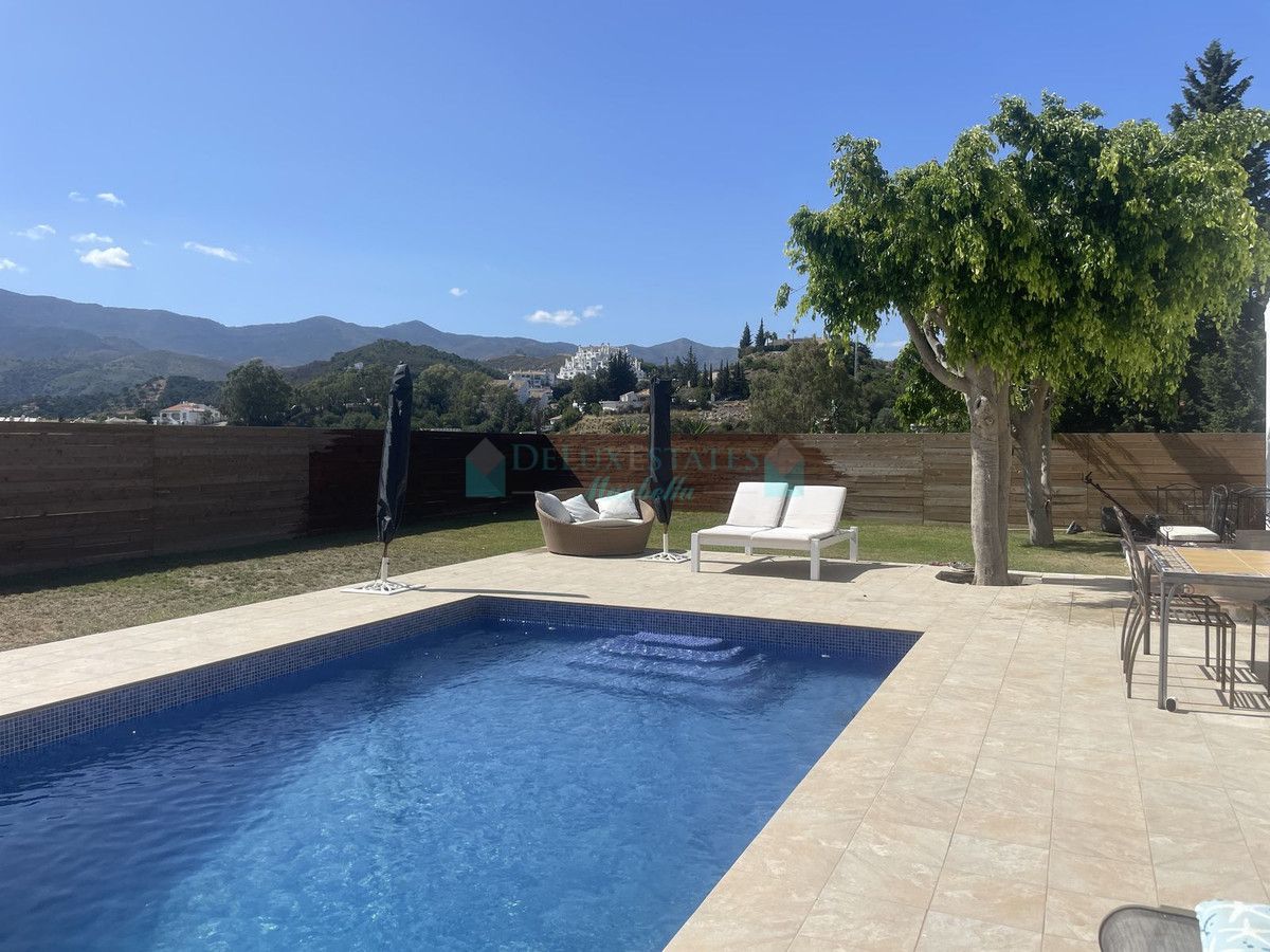 Finca en venta en Estepona