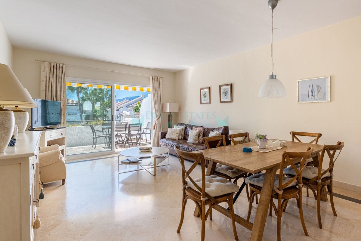Penthouse for sale in El Presidente, Estepona