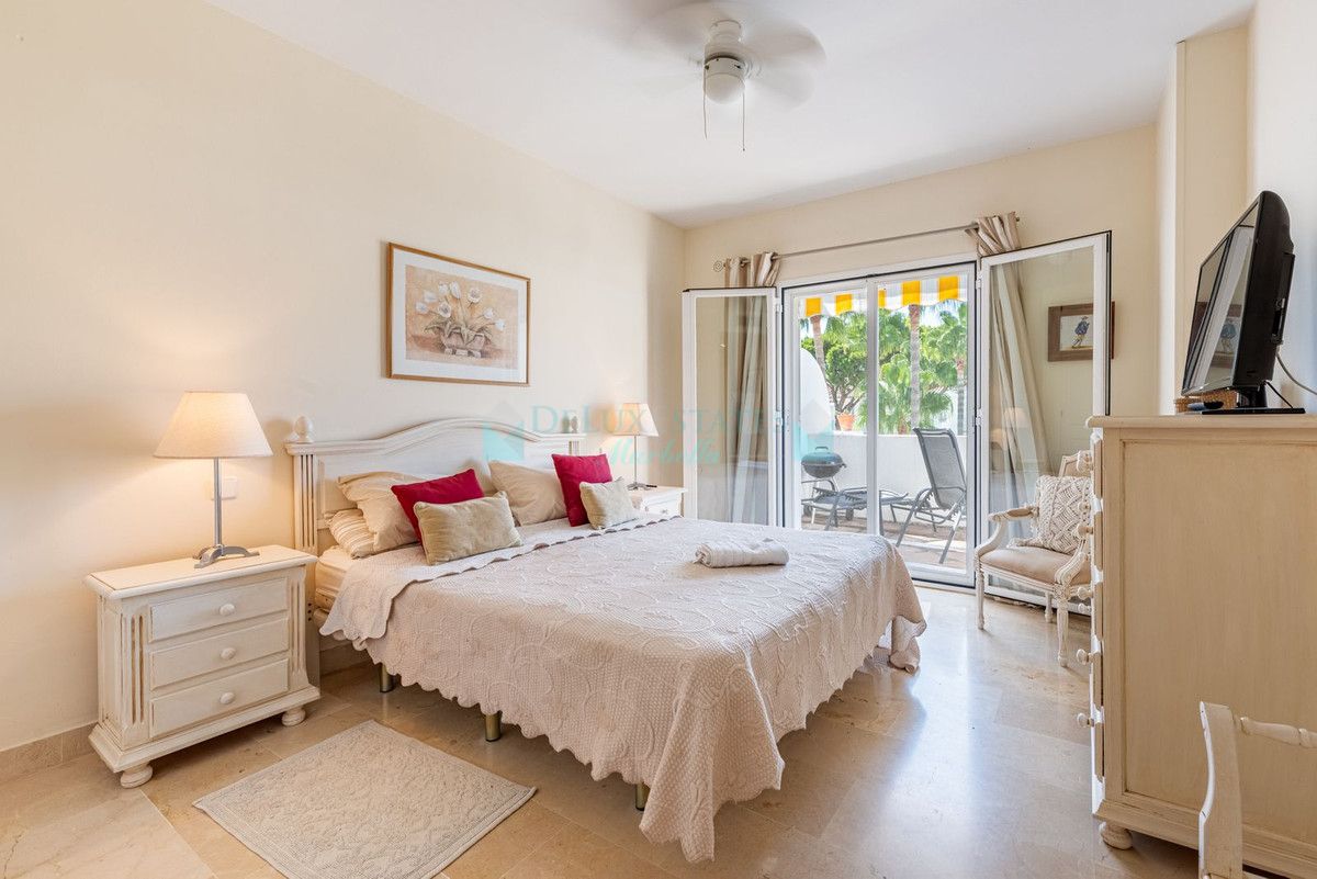 Penthouse for sale in El Presidente, Estepona