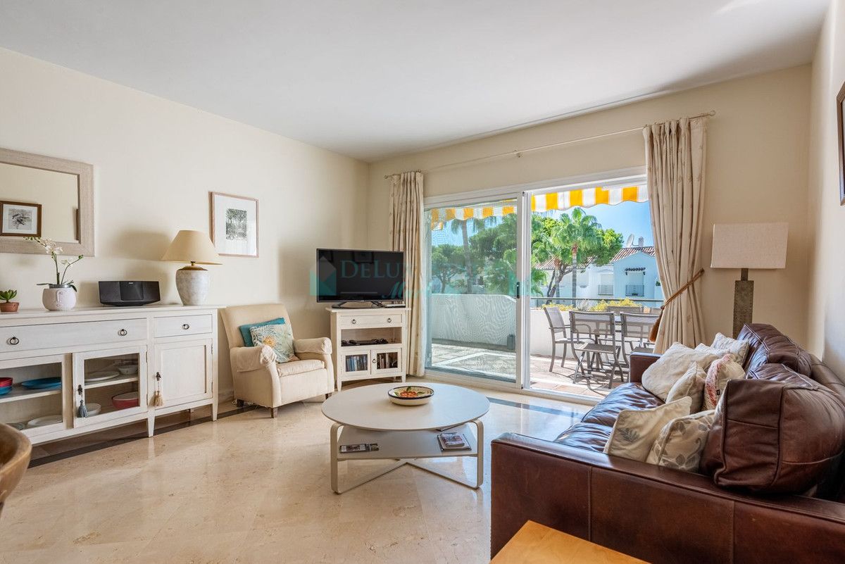 Penthouse for sale in El Presidente, Estepona