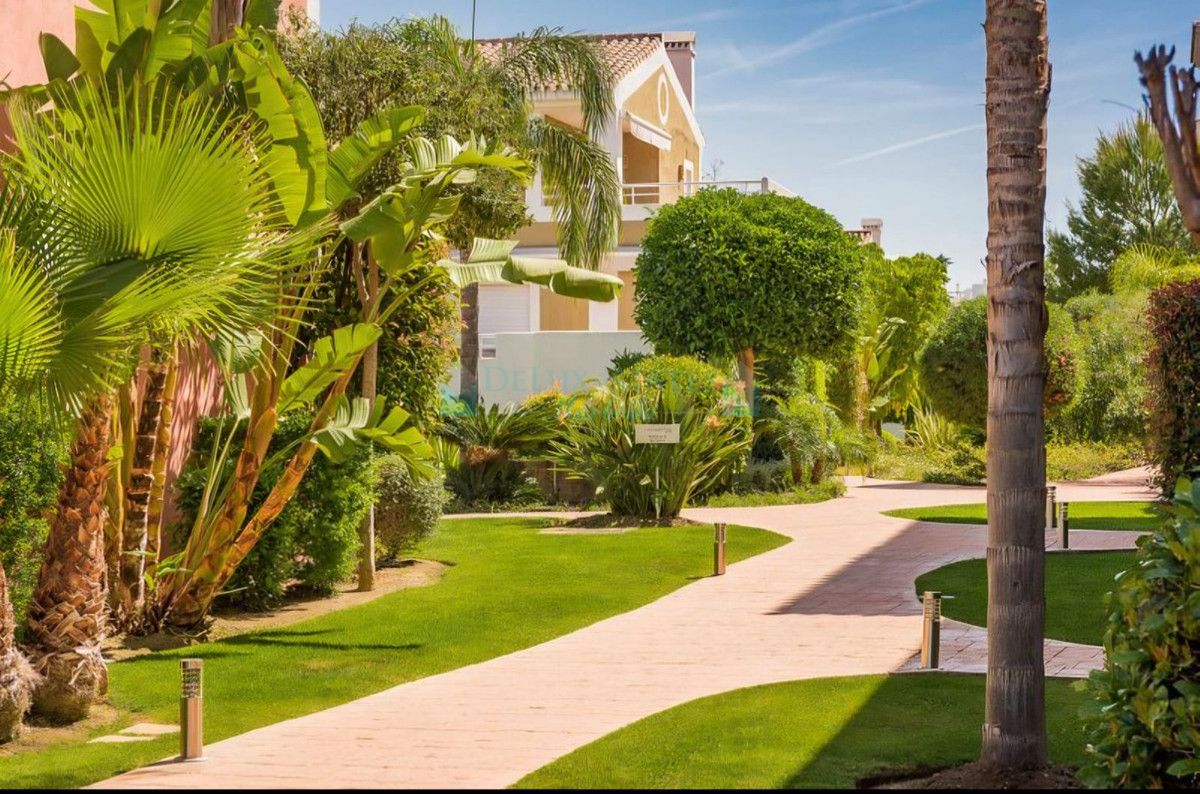 Apartamento Planta Baja en alquiler en Estepona