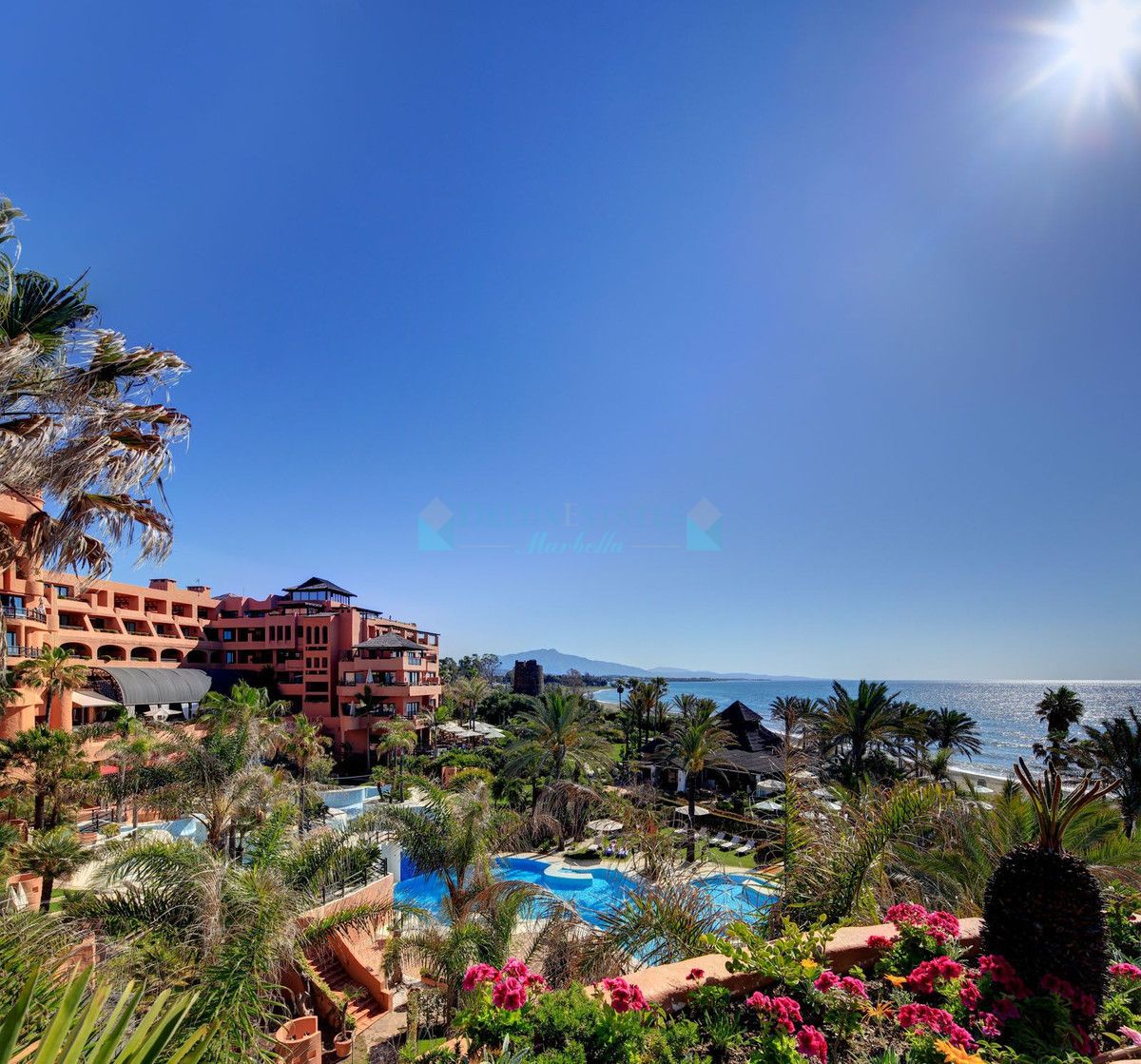 Penthouse for sale in Estepona