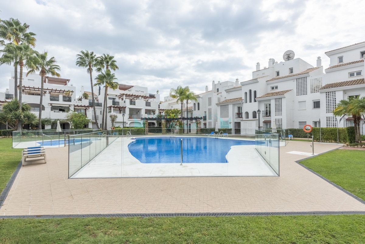 Apartamento Planta Baja en venta en San Pedro de Alcantara