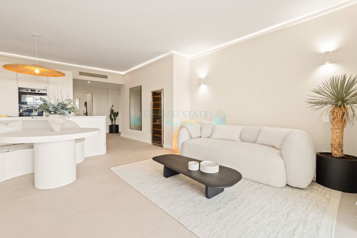 Apartamento en venta en La Quinta, Benahavis