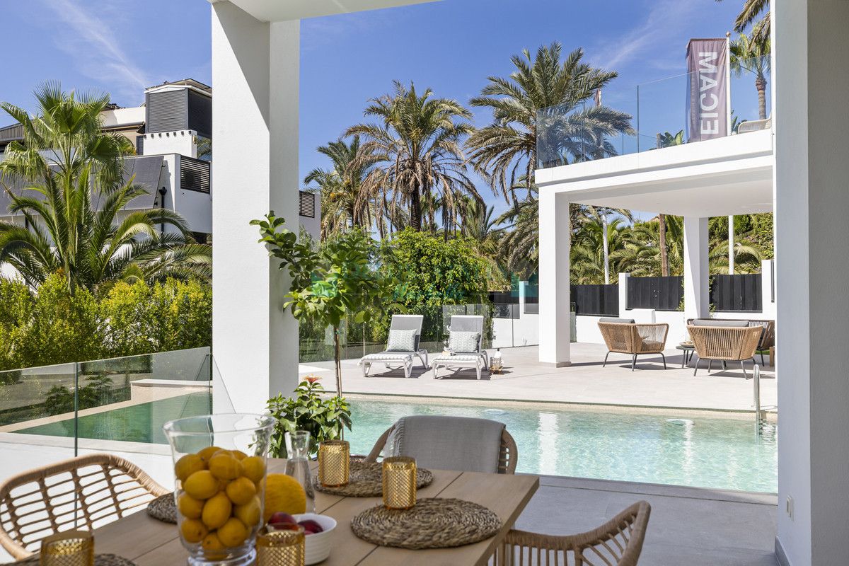 Villa en venta en Marbesa, Marbella Este