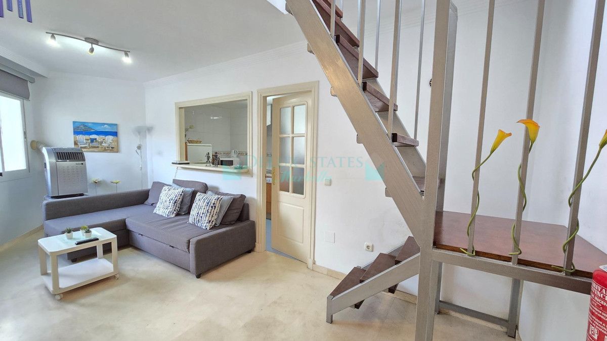 Apartment for sale in Estepona