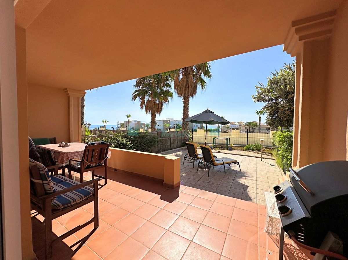 Town House for sale in Estepona