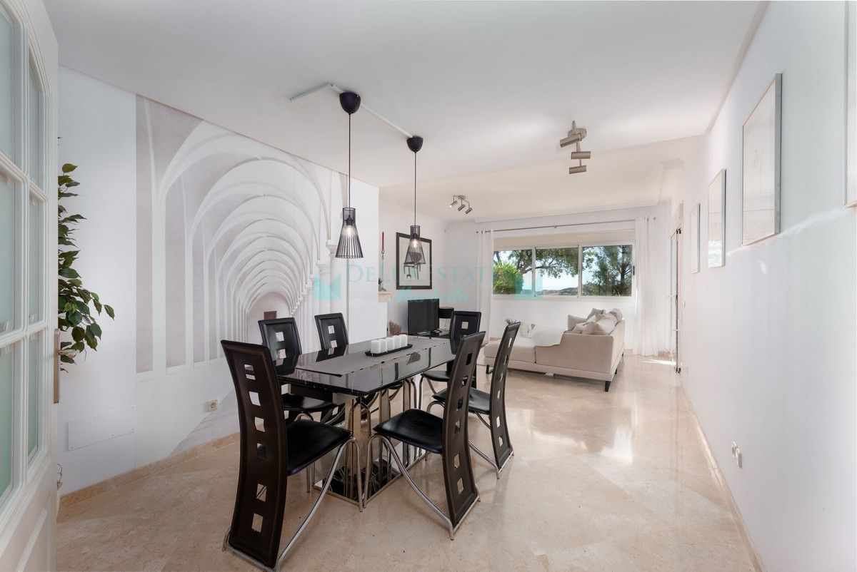 Ground Floor Apartment for sale in La Mairena, Marbella East