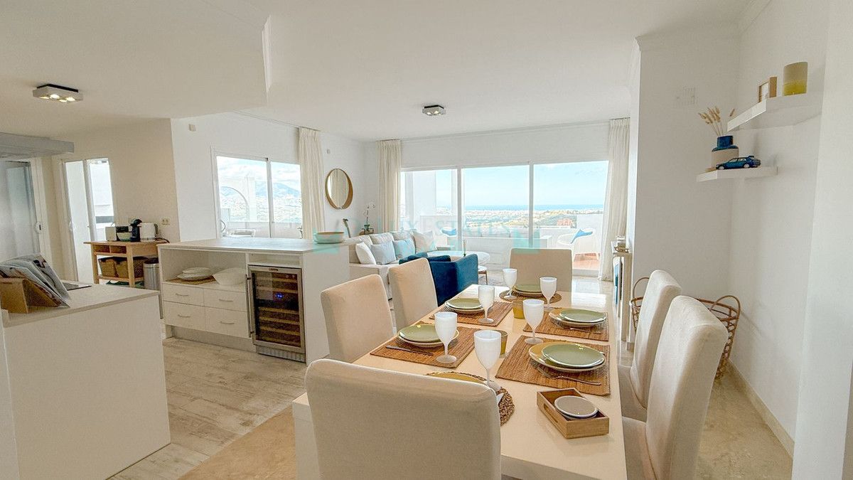 Apartamento en venta en La Mairena, Marbella Este