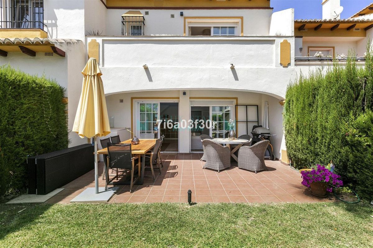 Town House for sale in Marbella - Puerto Banus