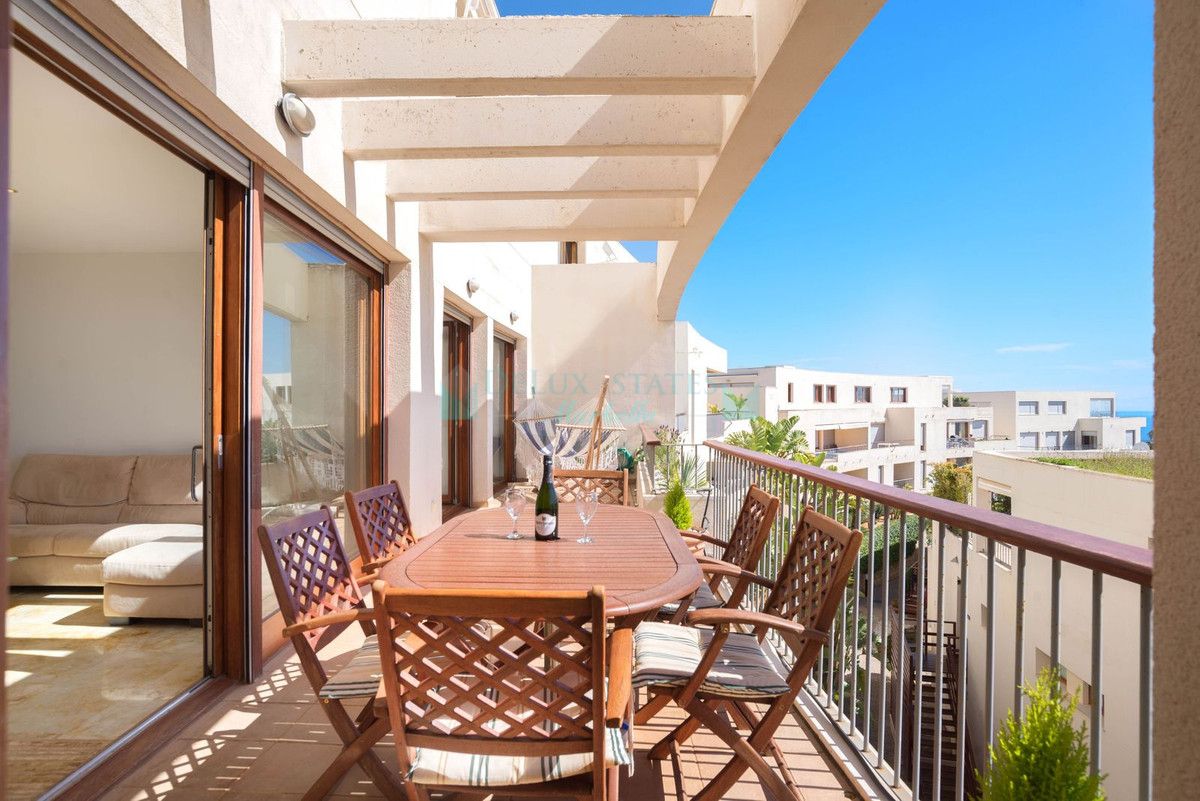 Apartment for sale in Los Altos de los Monteros, Marbella East