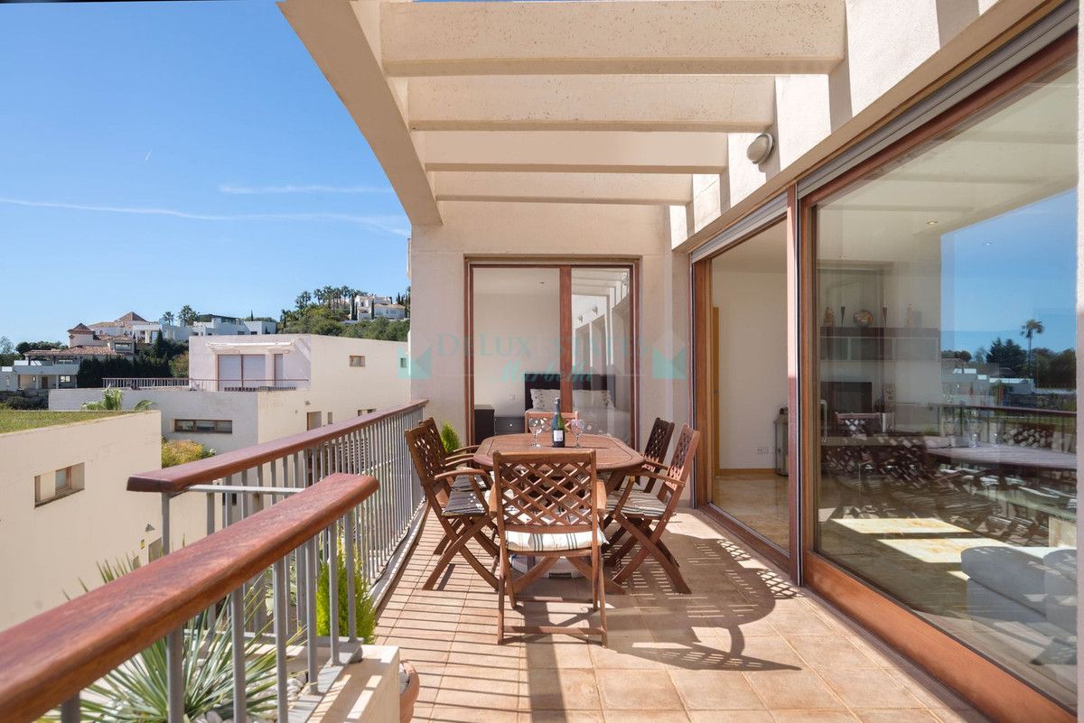 Apartment for sale in Los Altos de los Monteros, Marbella East