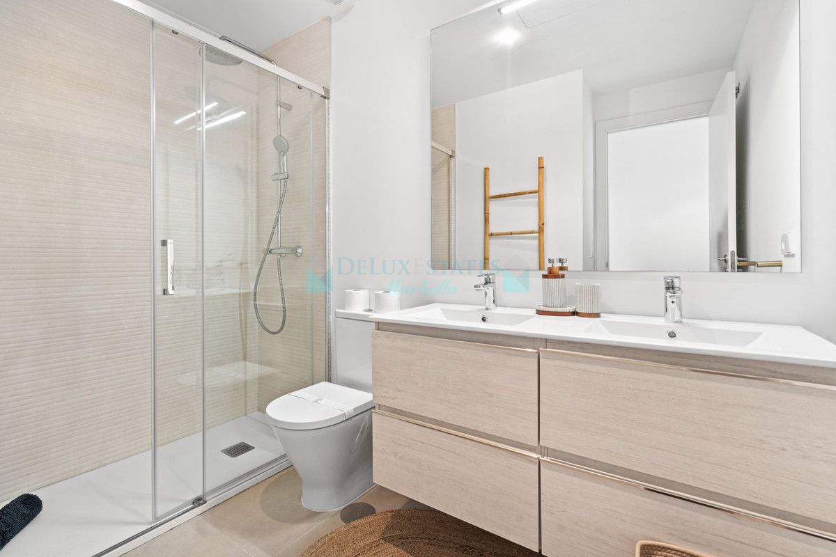 Apartamento en venta en Estepona