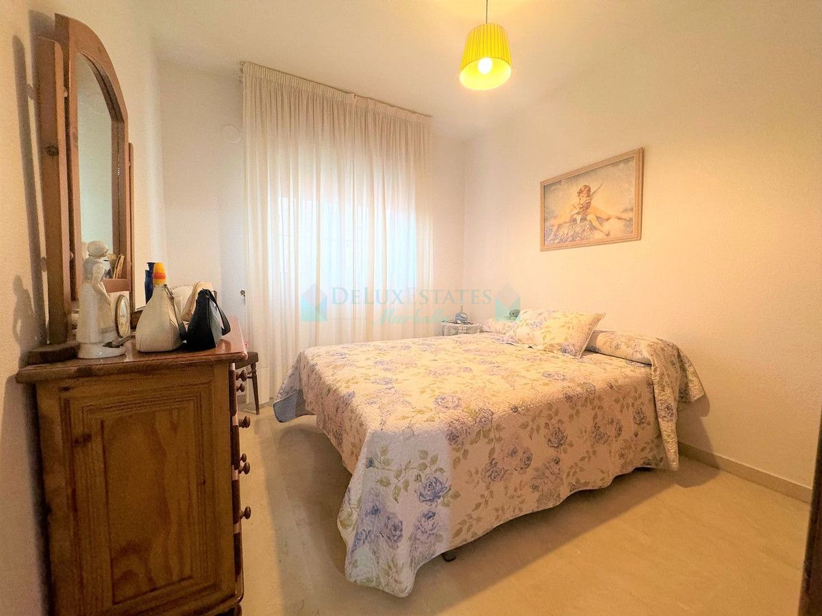 Apartamento en venta en Estepona