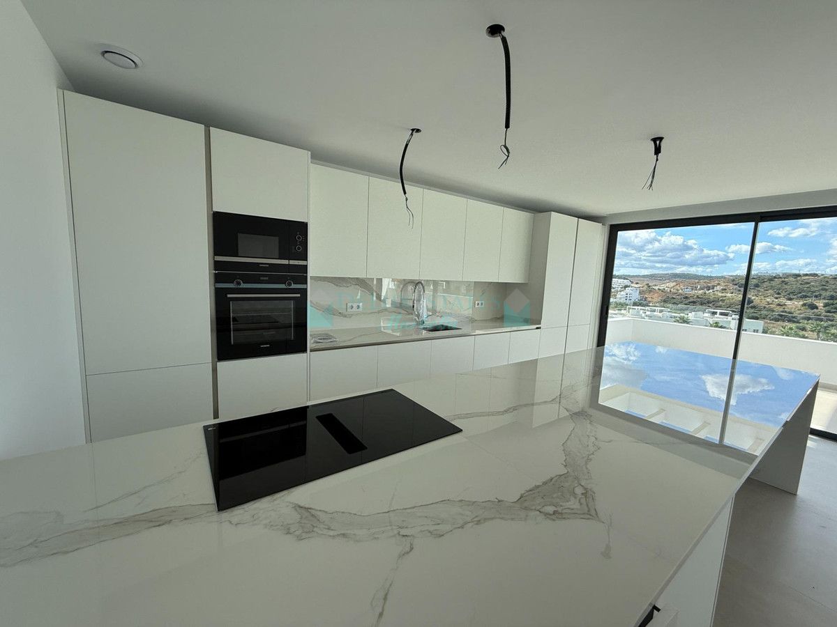 Penthouse for sale in Estepona