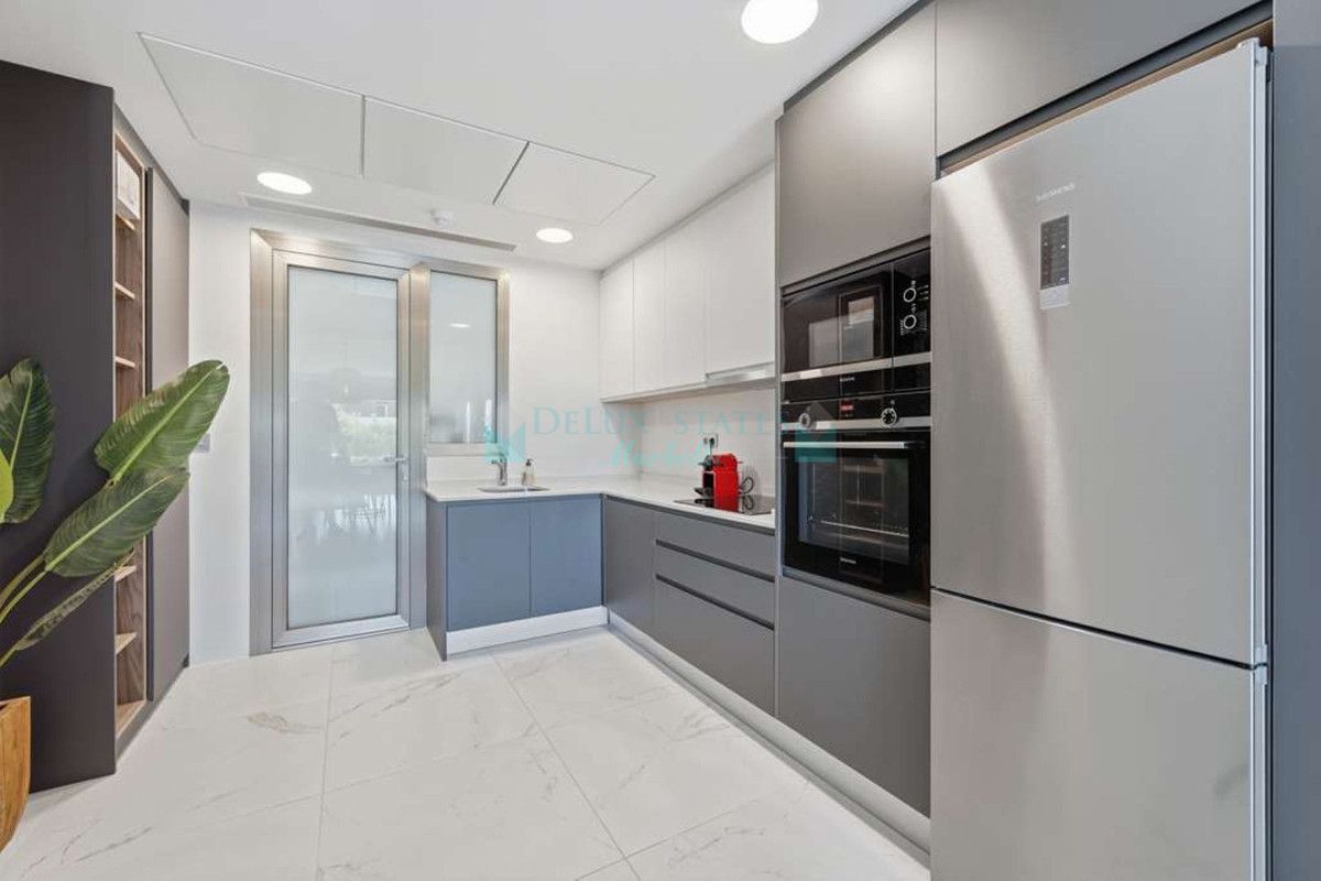 Ground Floor Apartment for sale in Estepona