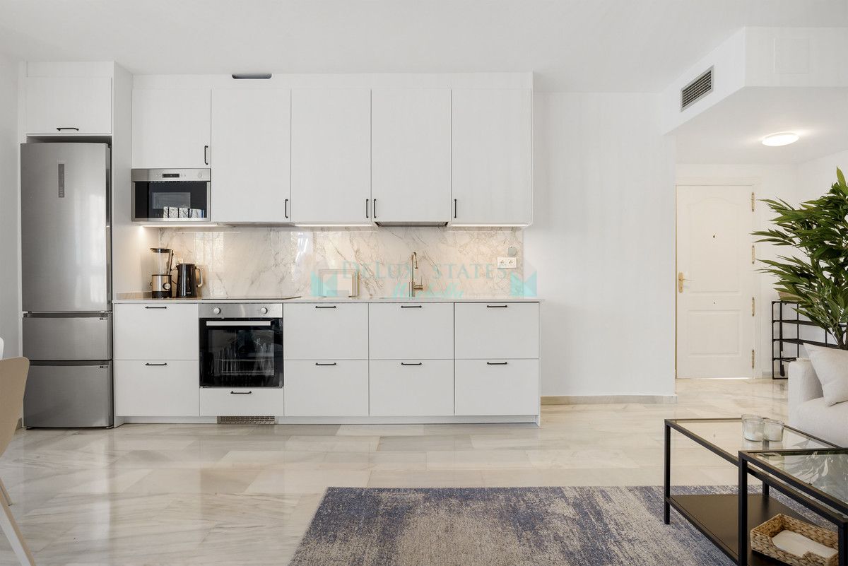 Penthouse for rent in Nueva Andalucia