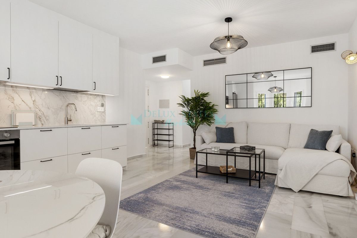 Penthouse for rent in Nueva Andalucia