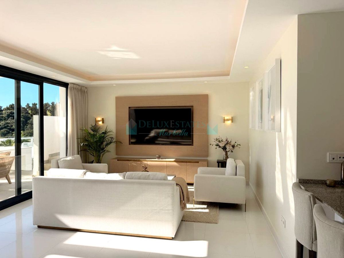 Ático en alquiler en Benahavis