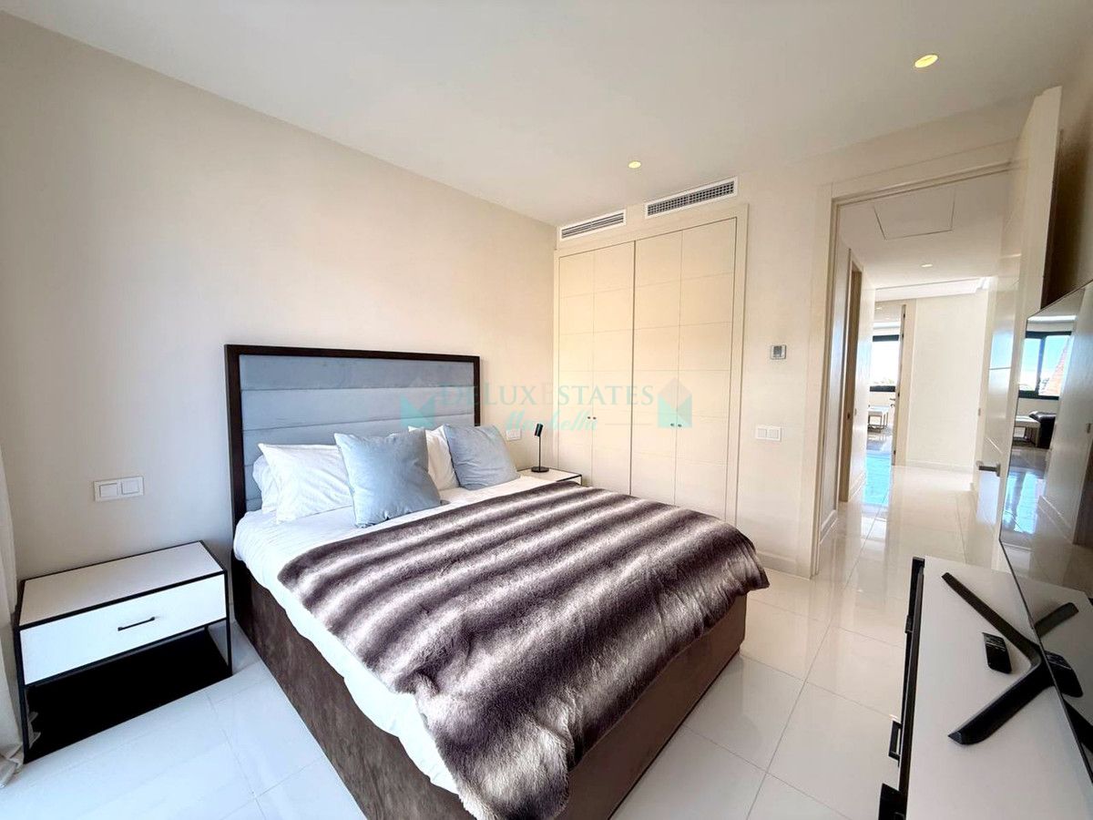 Ático en alquiler en Benahavis