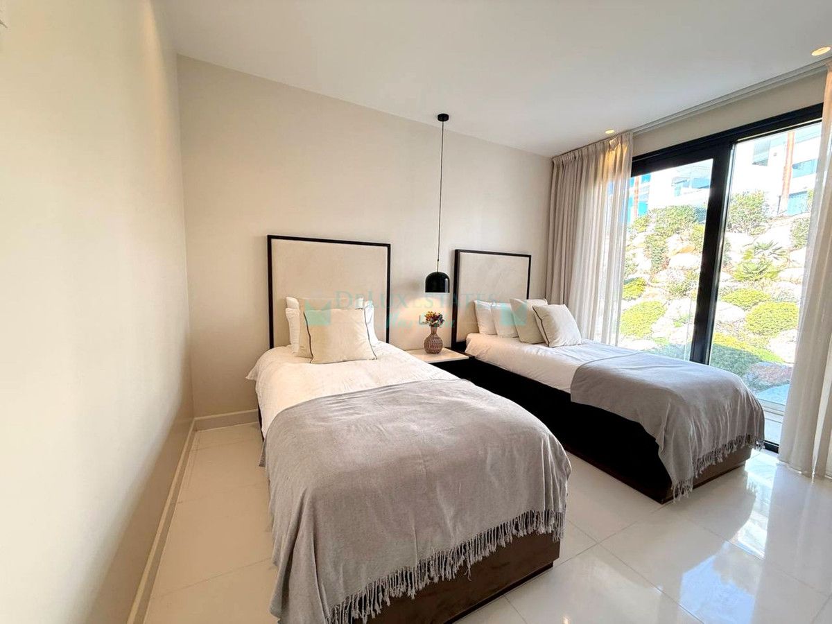 Ático en alquiler en Benahavis