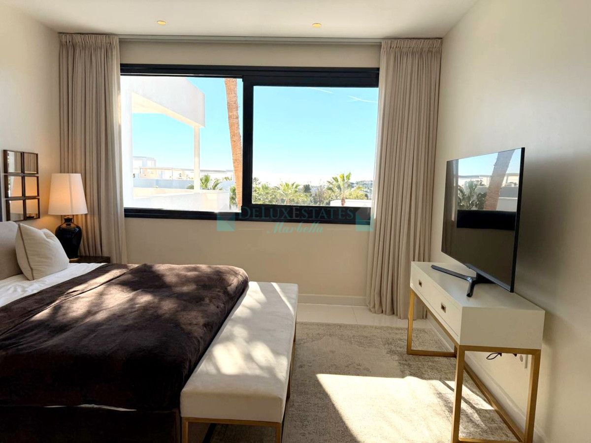 Ático en alquiler en Benahavis