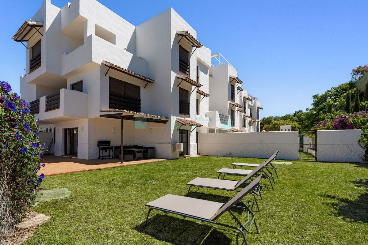 Apartamento Planta Baja en venta en New Golden Mile, Estepona