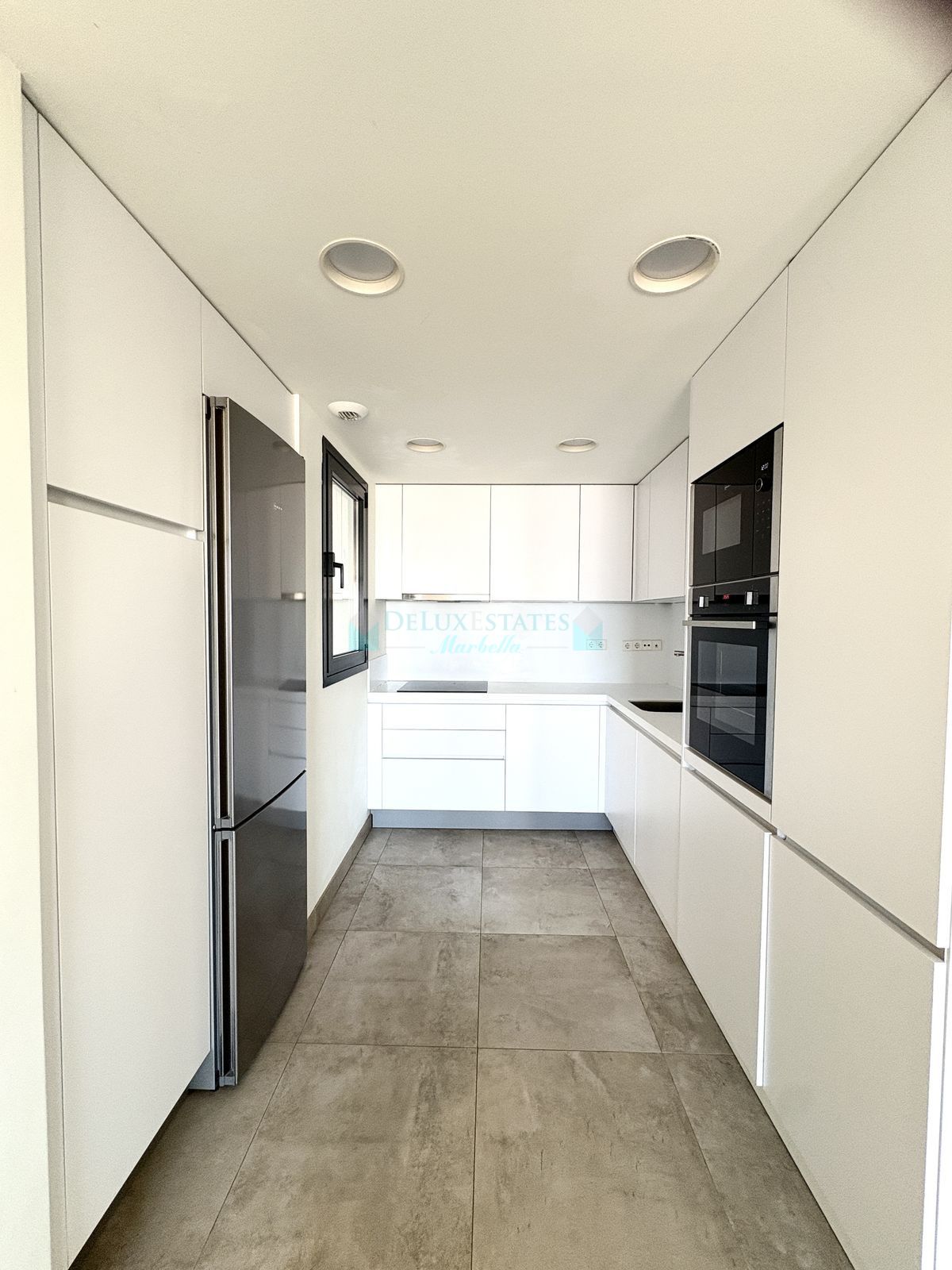 Apartment for rent in Estepona