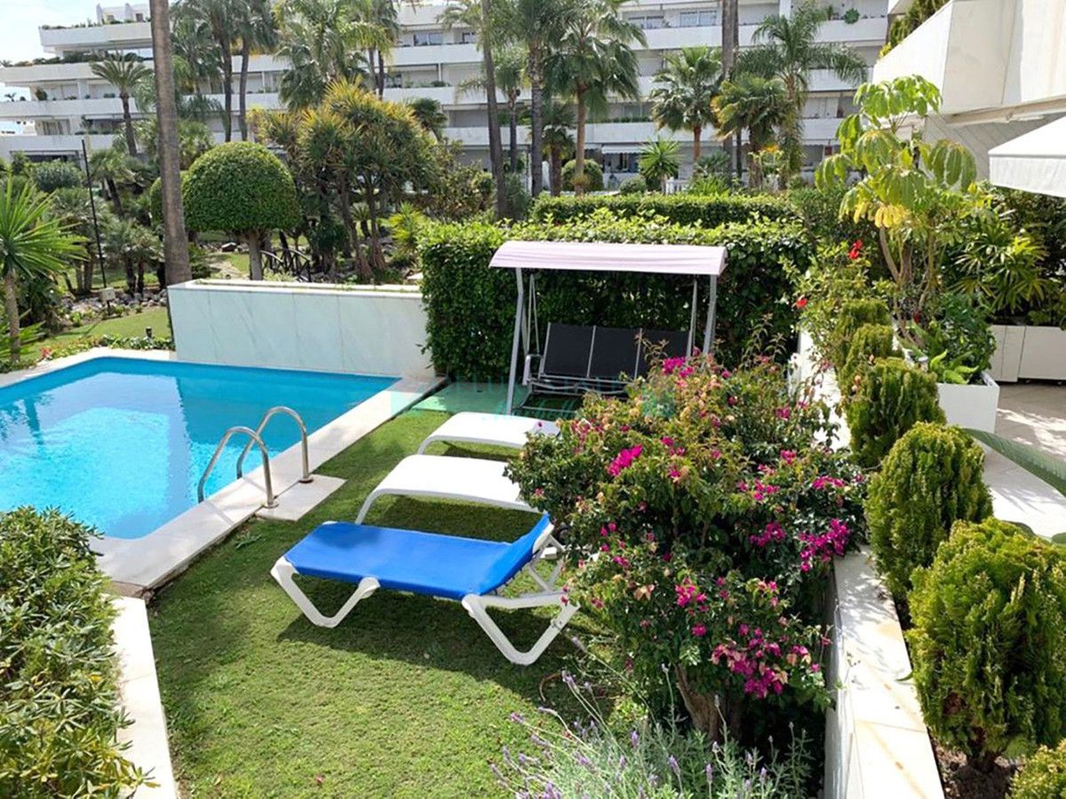 Ground Floor Apartment for rent in Marbella - Puerto Banus