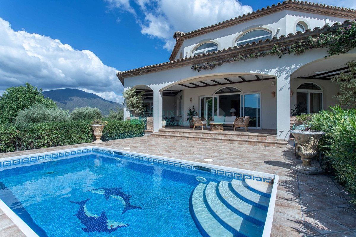 Villa for rent in Istan