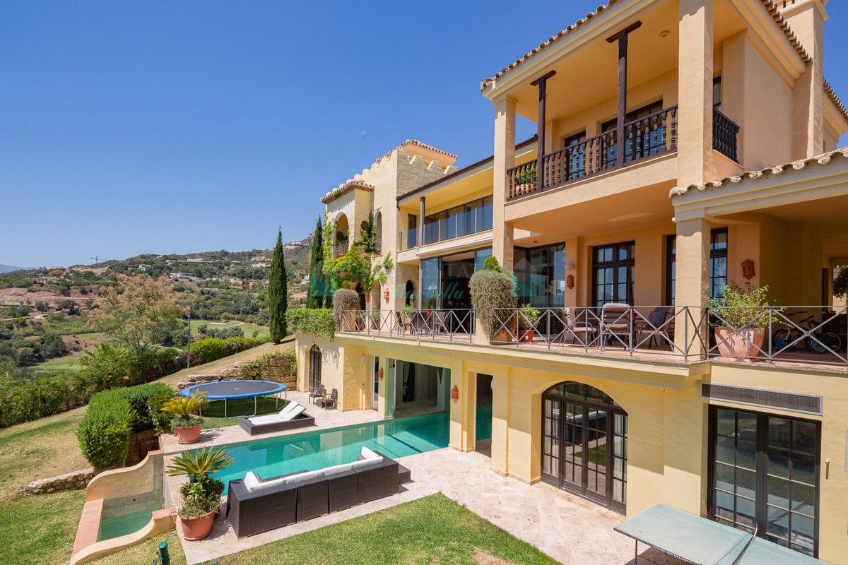 Villa en venta en Benahavis