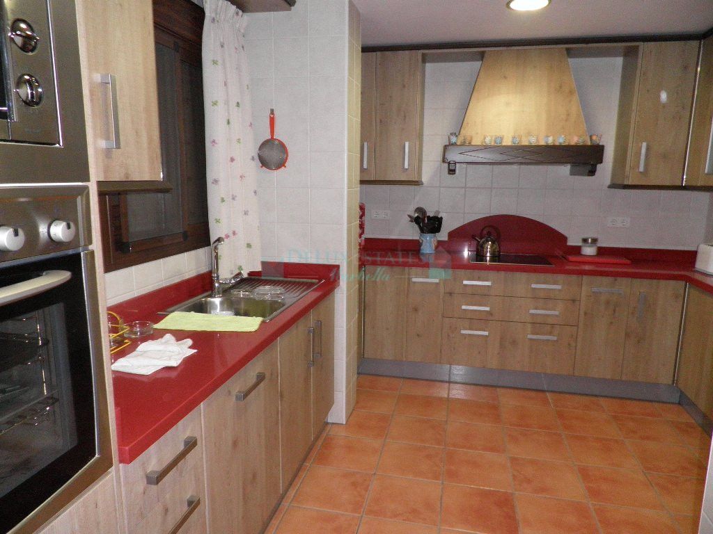 Villa en venta en Estepona