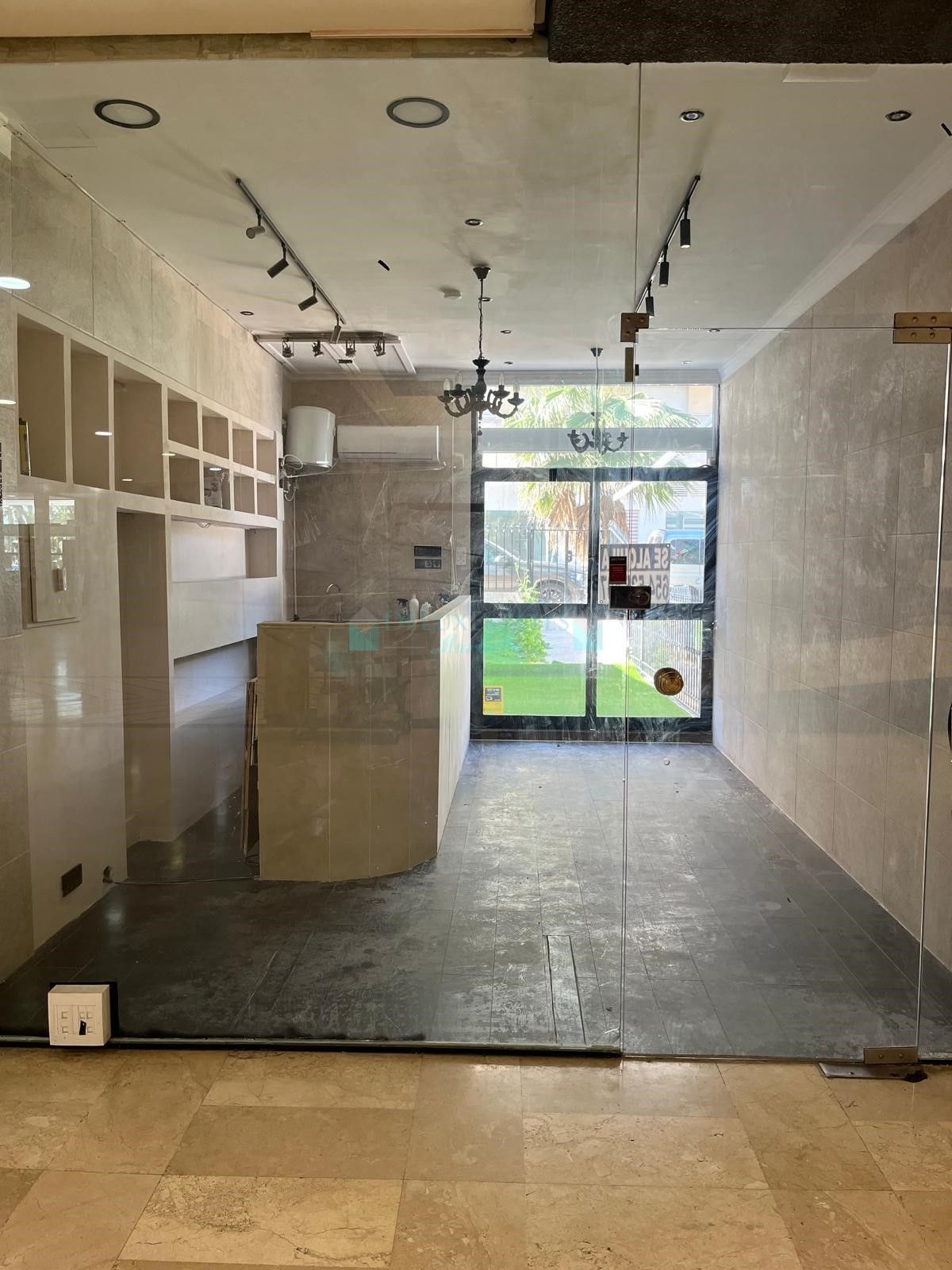 Bar for rent in Marbella - Puerto Banus