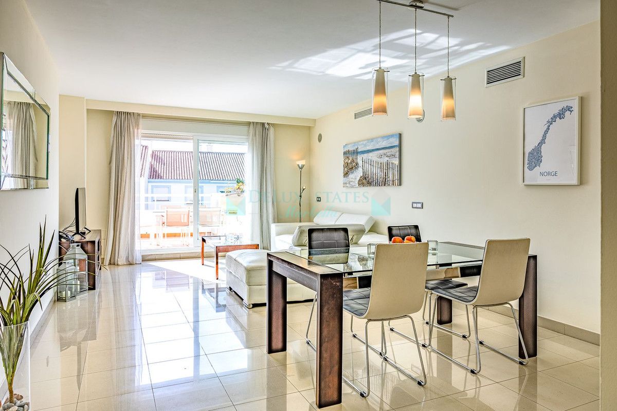 Apartamento en venta en Estepona