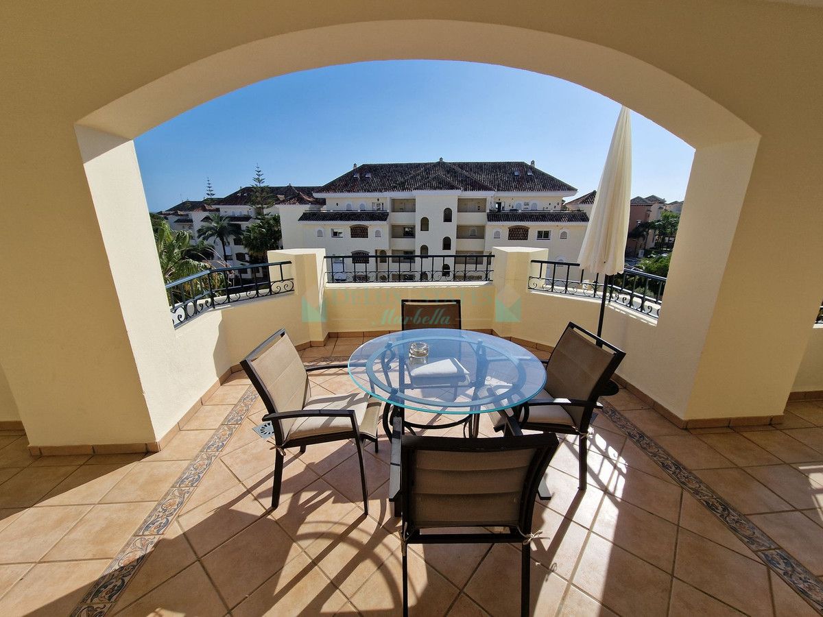 Apartamento en venta en Elviria, Marbella Este