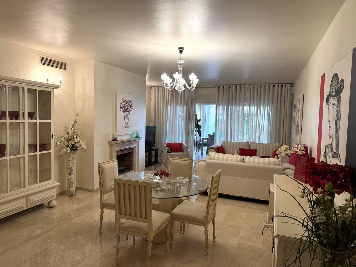 Apartamento Planta Baja en alquiler en Marbella