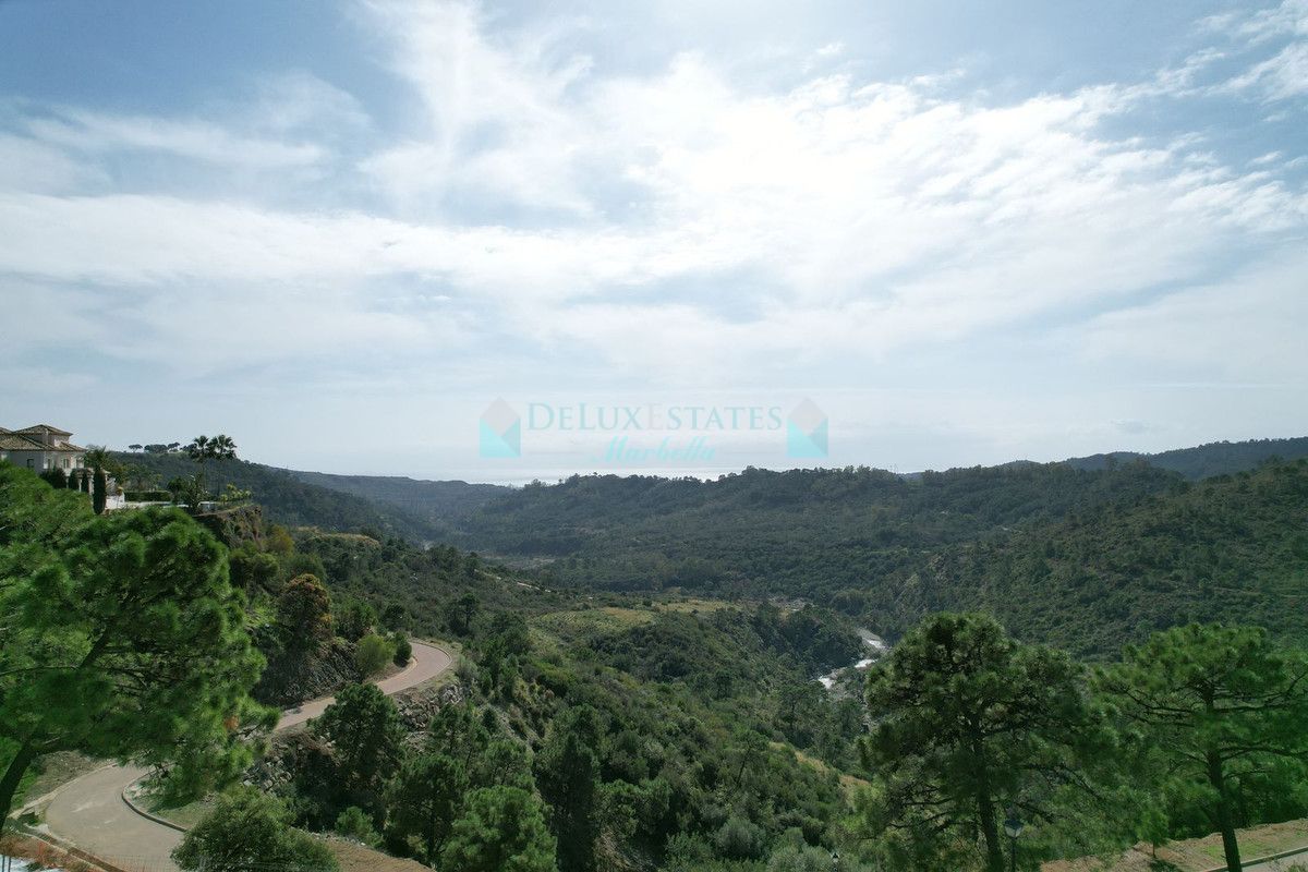 Residential Plot for sale in Benahavis