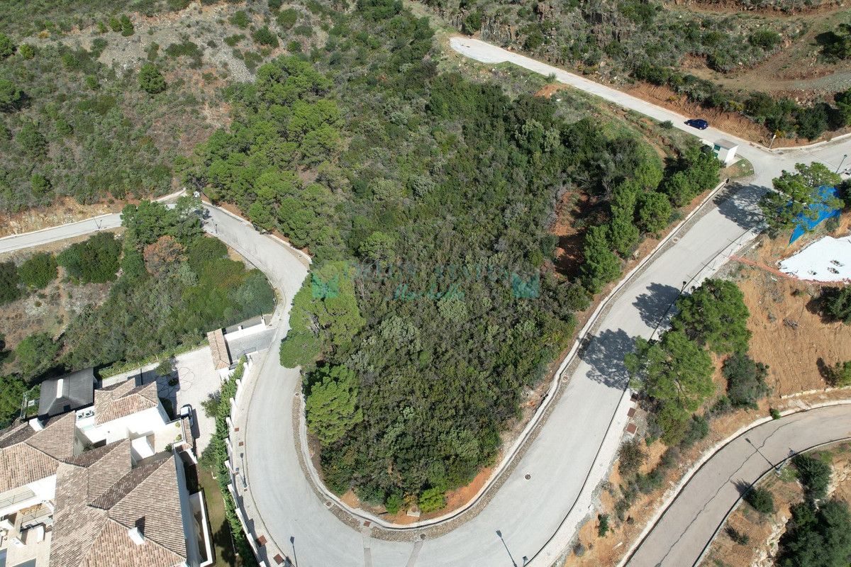 Residential Plot for sale in Benahavis