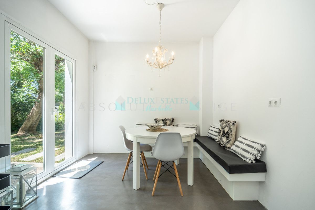 Villa en alquiler en Nueva Andalucia