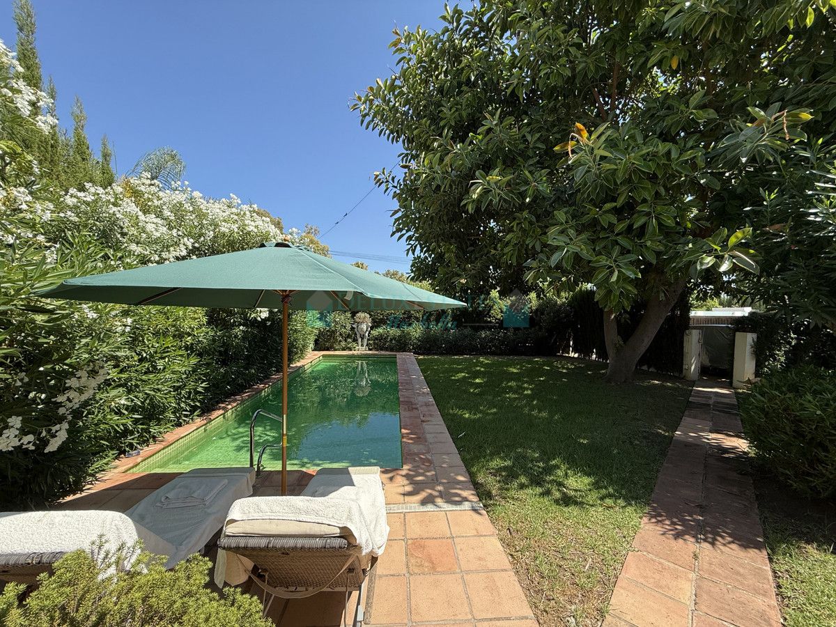 Villa for sale in San Pedro de Alcantara