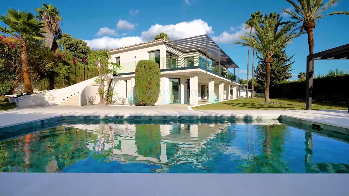 Villa for sale in Marbella Golden Mile