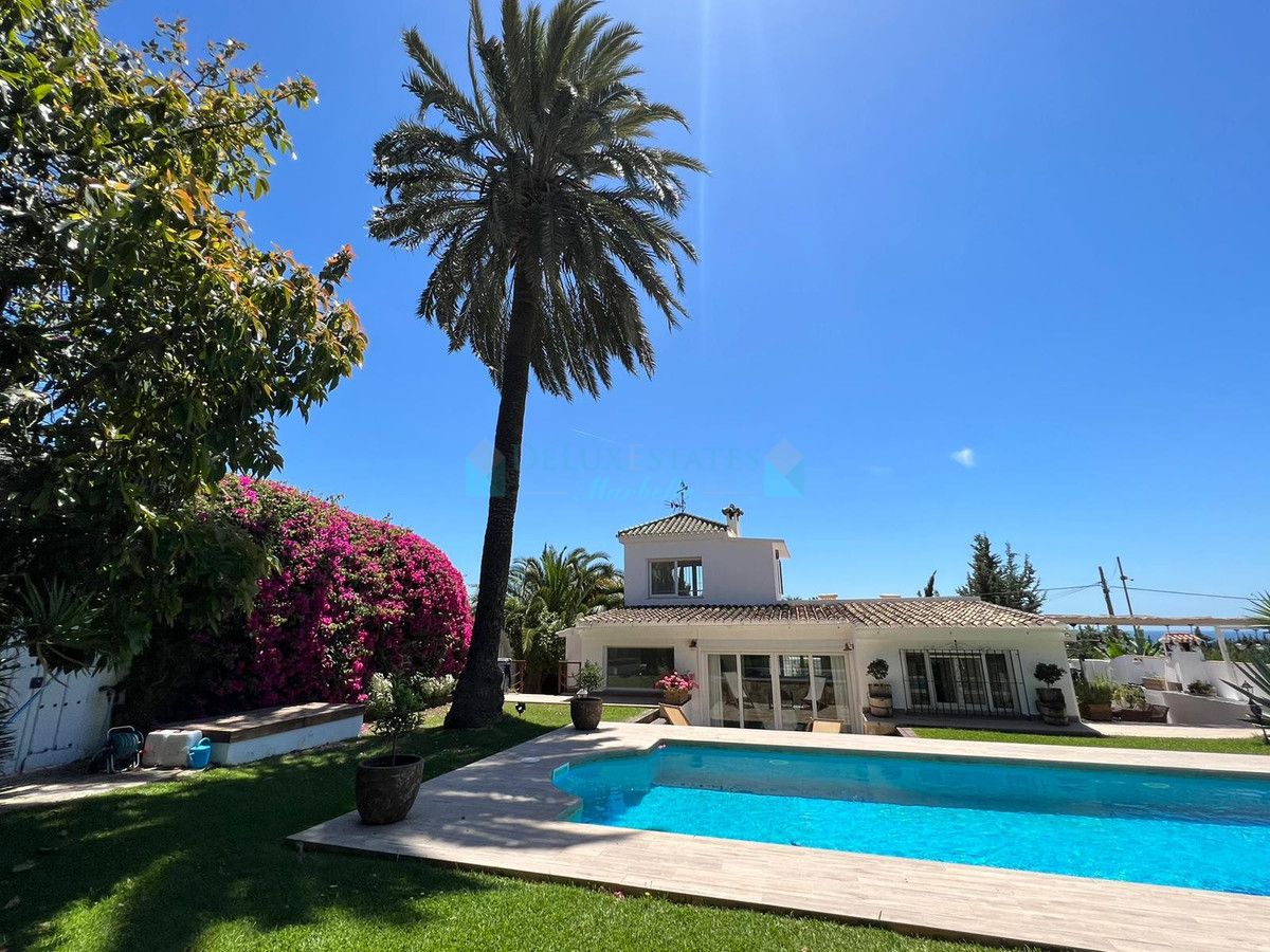 Villa for rent in Las Chapas, Marbella East