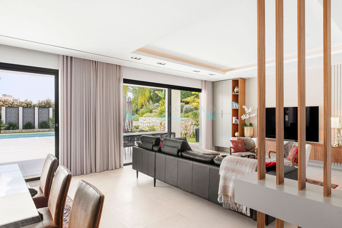 Villa en venta en Nueva Andalucia