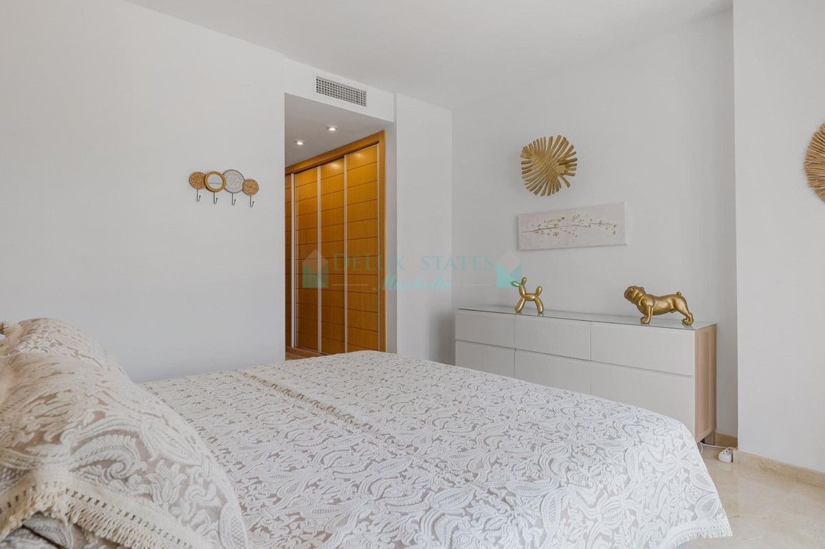 Penthouse for rent in Estepona