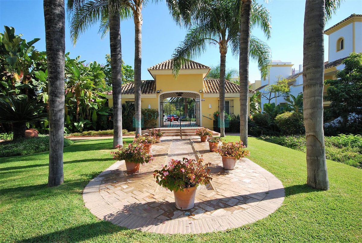 Apartamento en venta en Guadalmina Alta, San Pedro de Alcantara