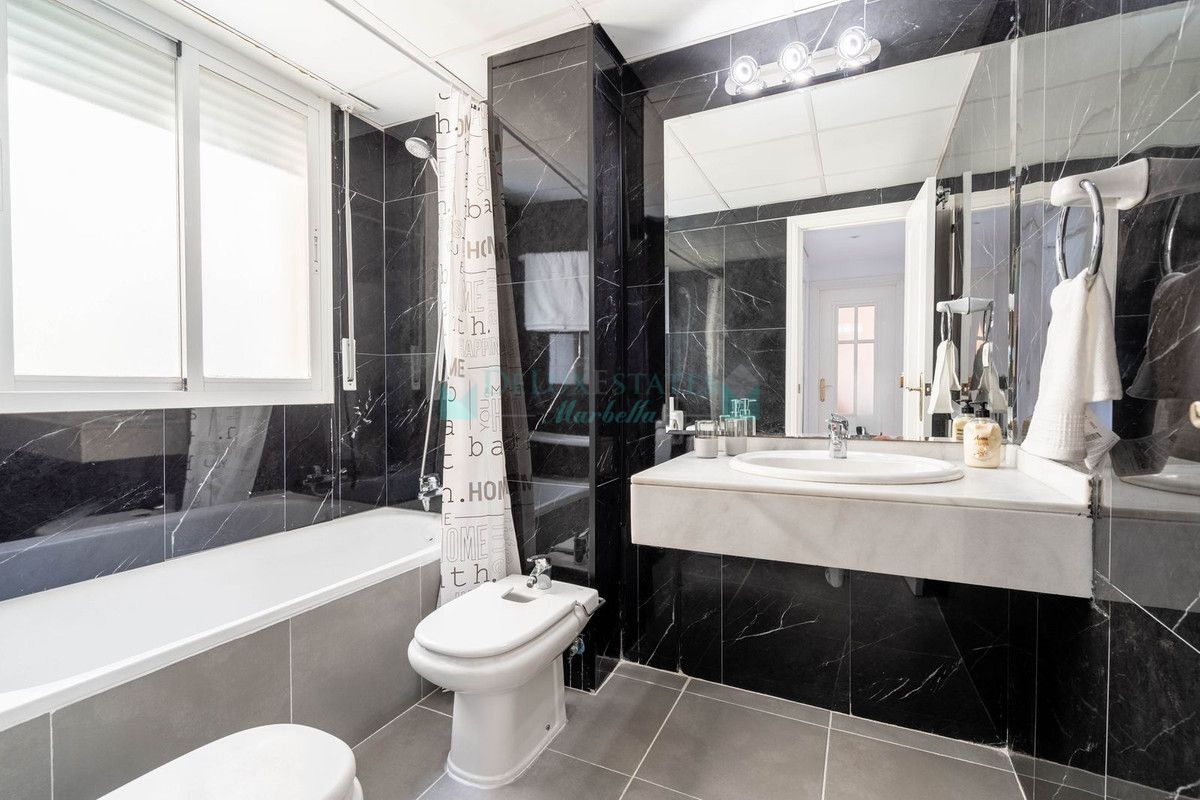 Apartment for rent in Marbella