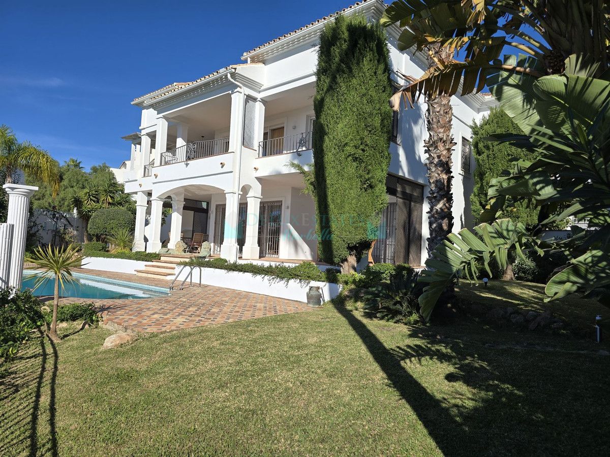 Villa en venta en Marbella