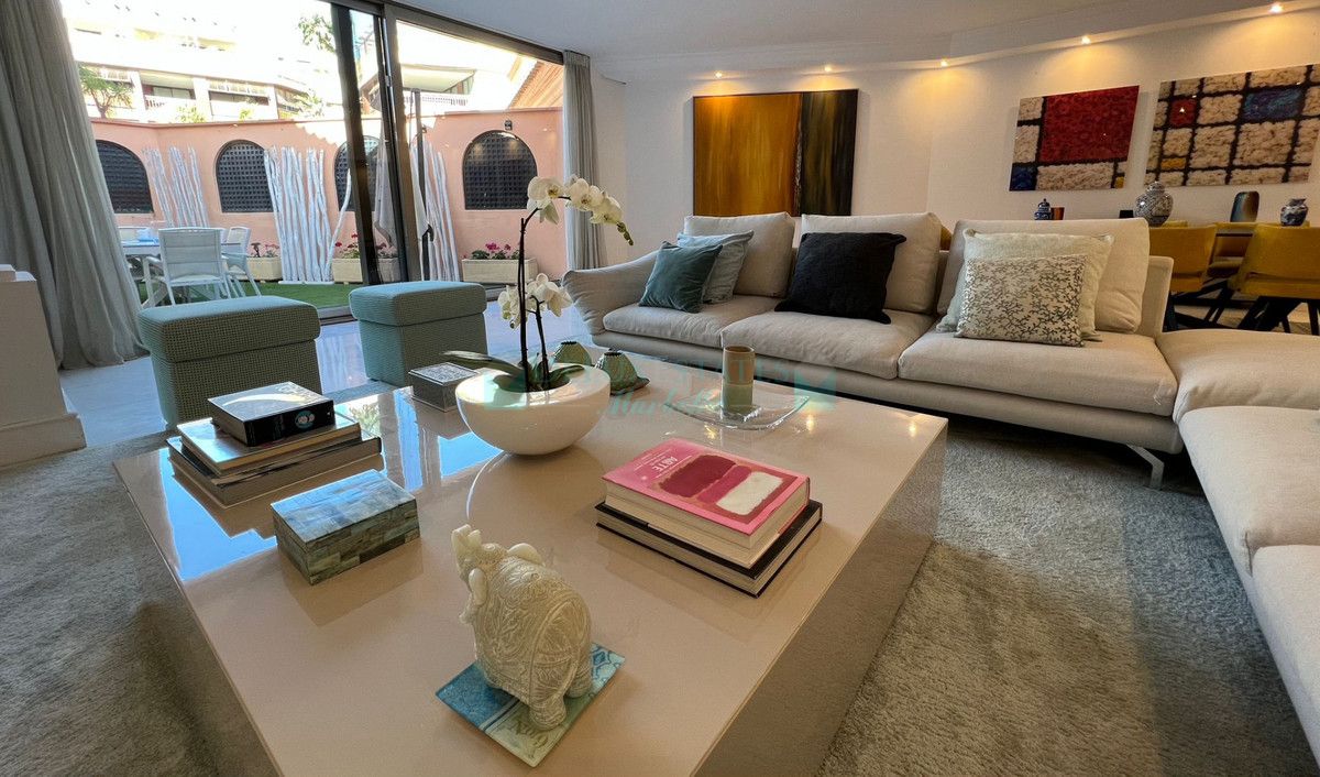 Apartment for rent in Marbella - Puerto Banus