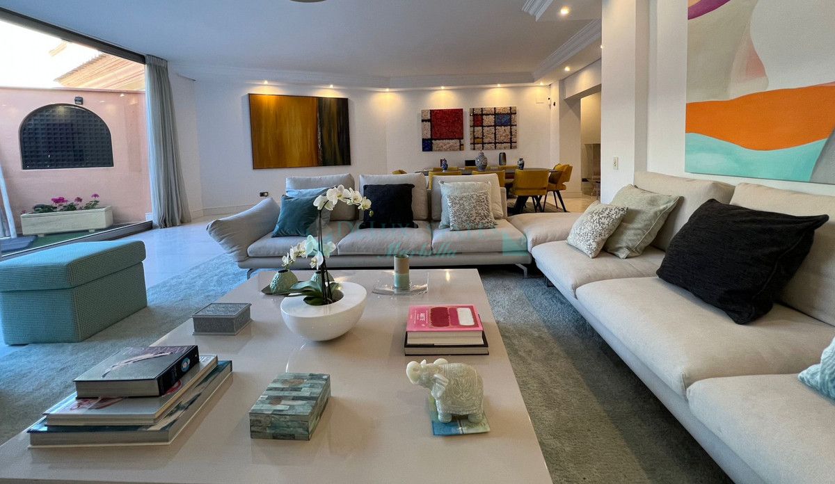 Apartment for rent in Marbella - Puerto Banus